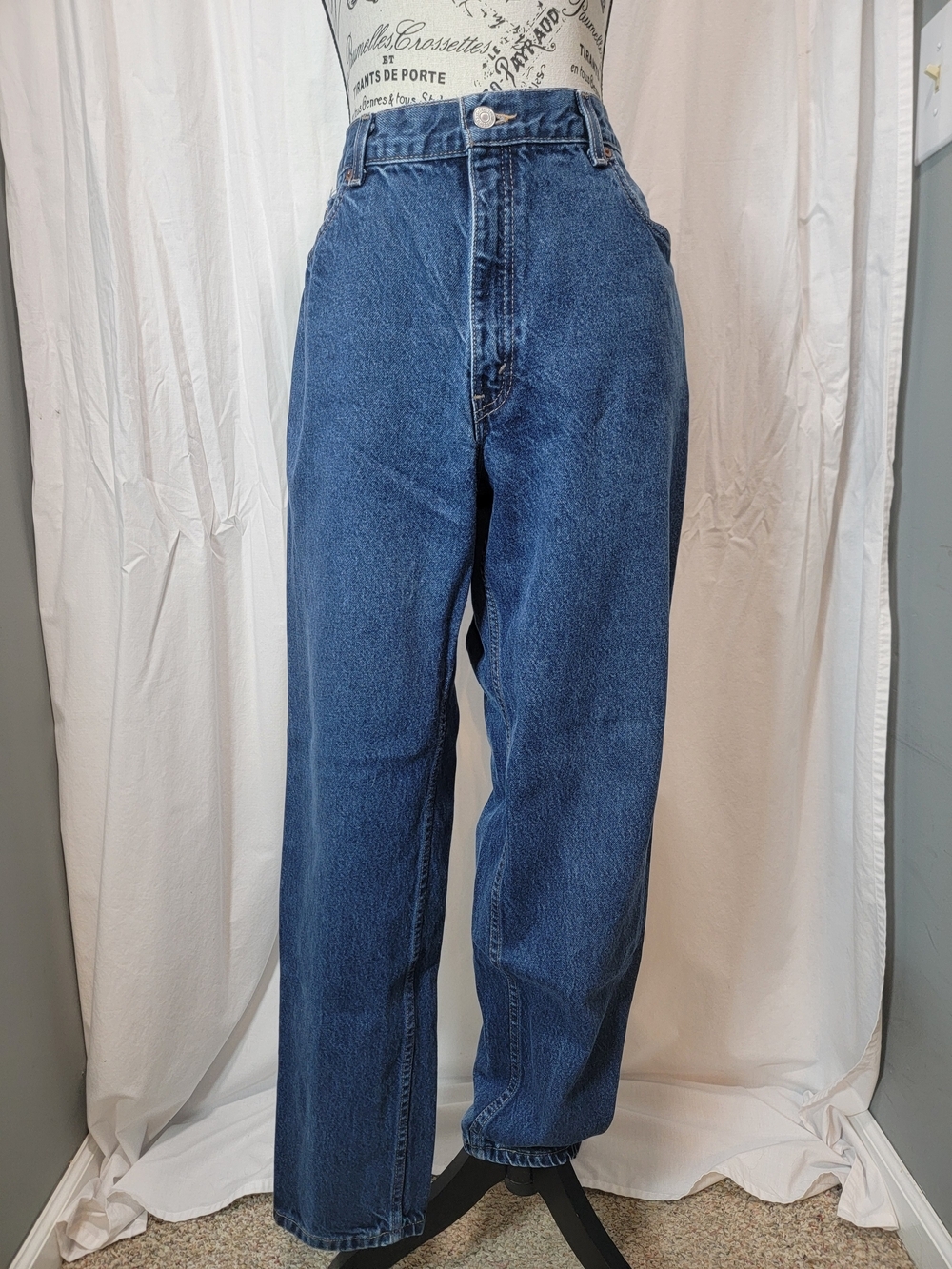 Vintage Levis 550 Relaxed Fit Tapered Leg Womens Denim Jeans Size 14 USA